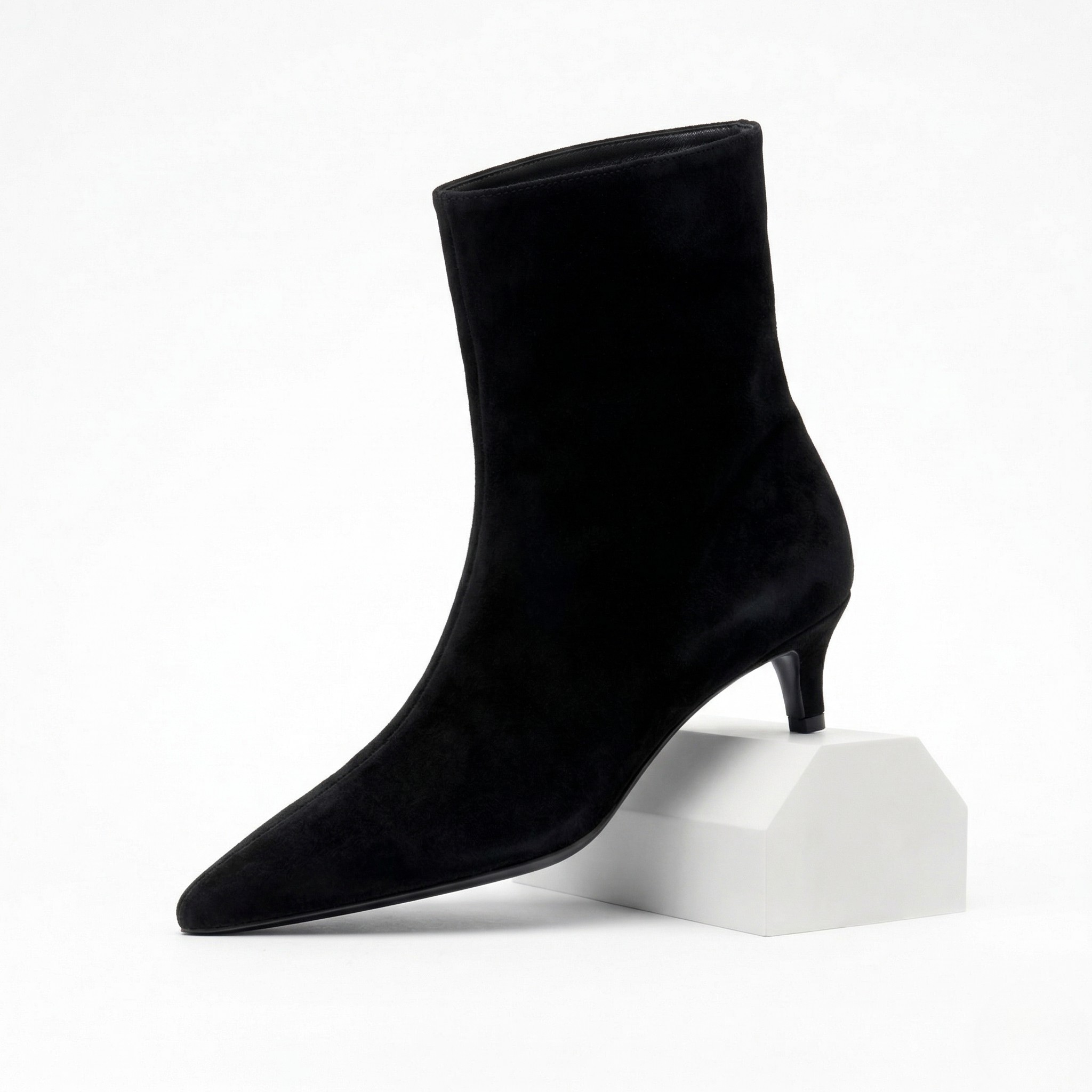 Women’s Low Heel Ankle Boots Comfortable Pointed Toe Daily Wear