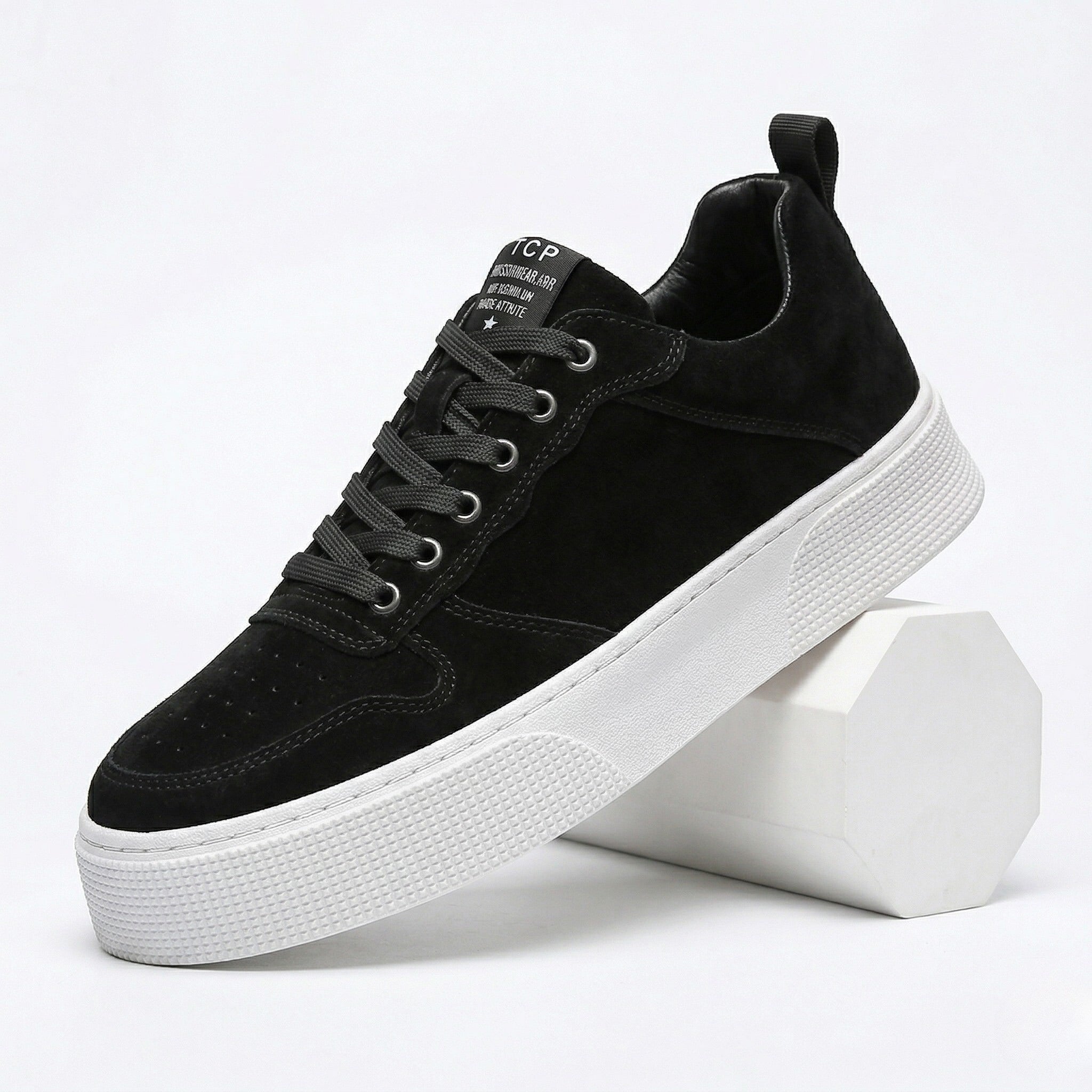 Men’s Breathable Casual Sneakers Comfortable Everyday Walking