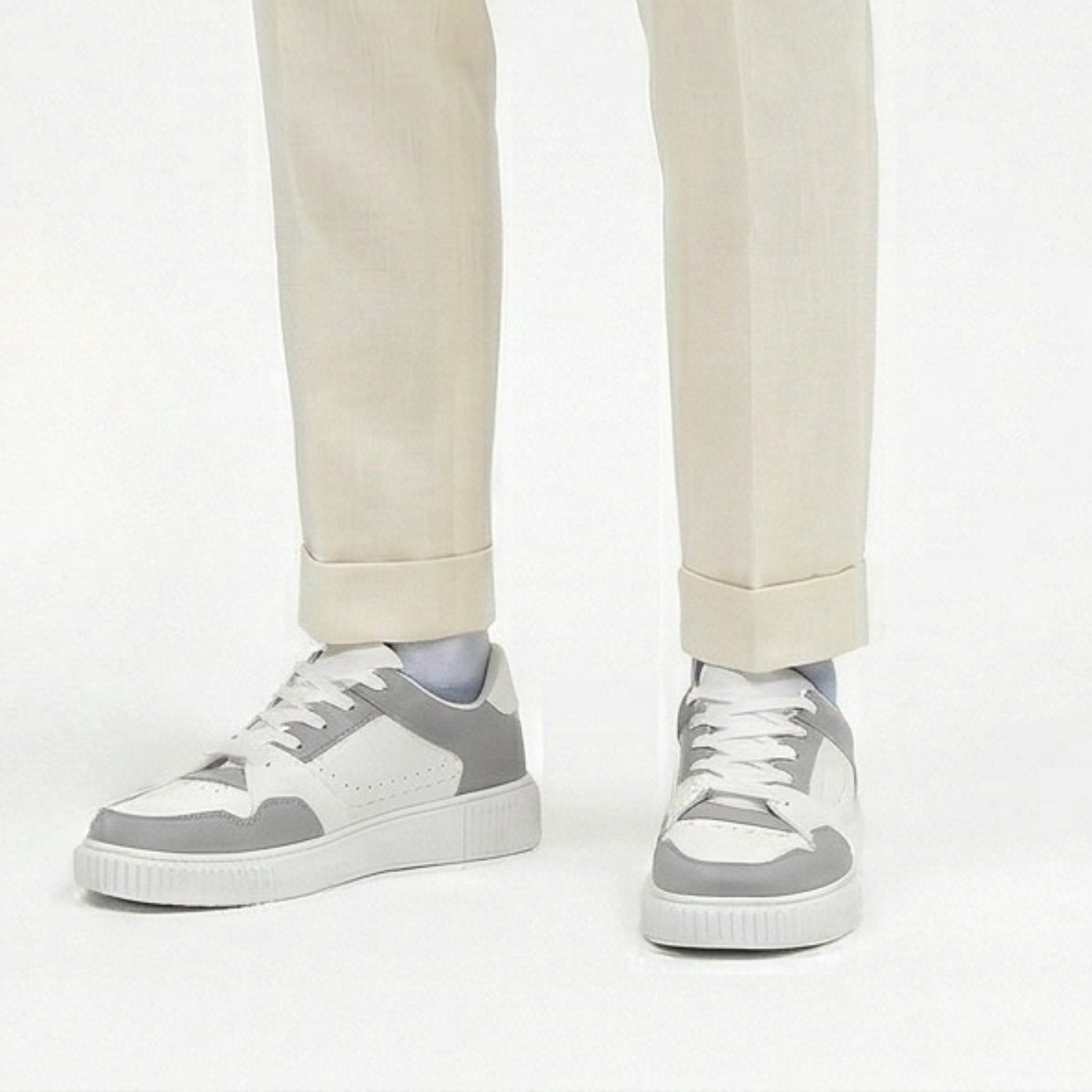 Men’s Casual White Sneakers Comfortable Everyday Wear