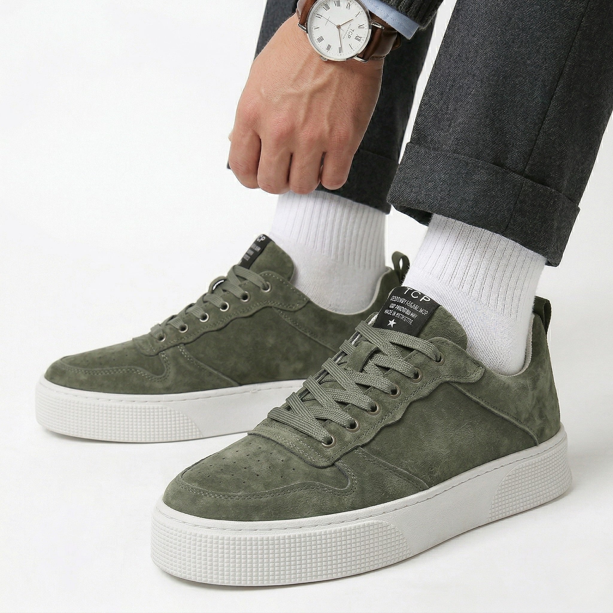 Men’s Breathable Casual Sneakers Comfortable Everyday Walking