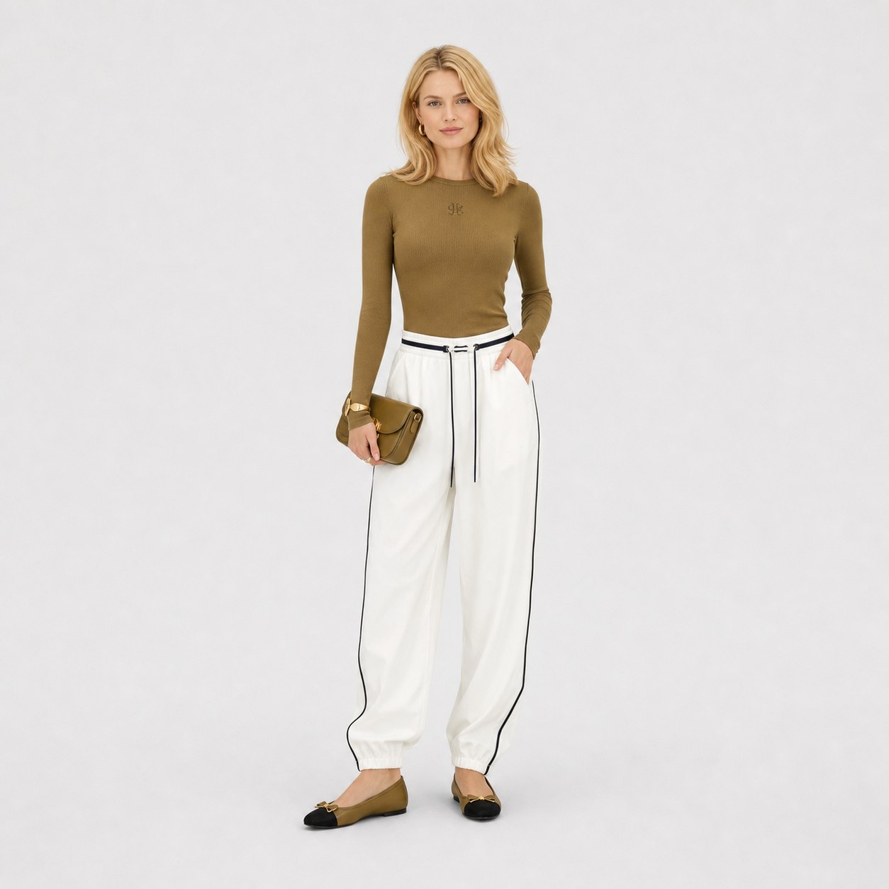 Women's white relaxed trousers front view