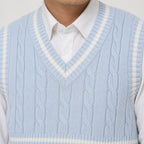 Men's cable-knit V-neck sweater vest in Blue knit detail