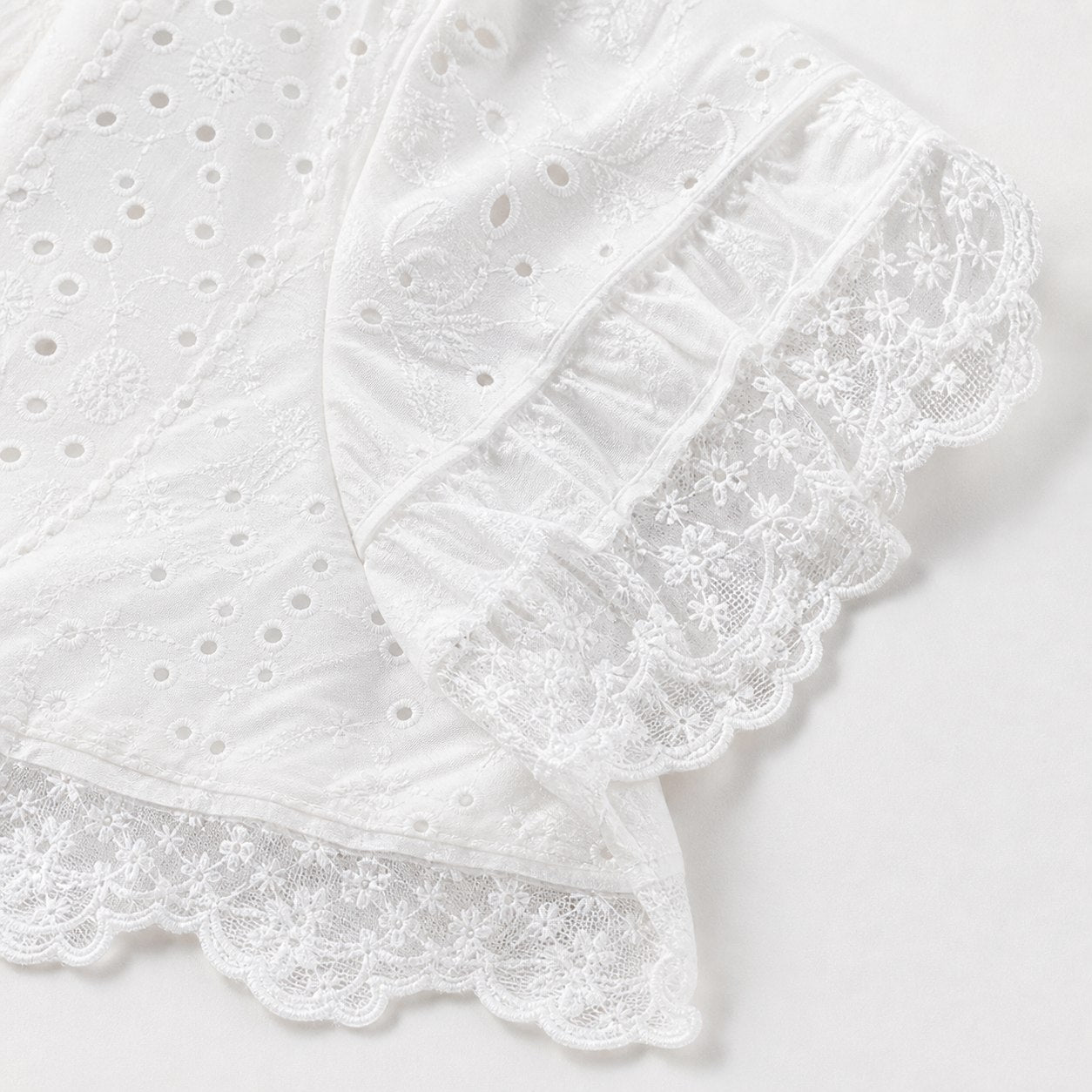 Women's Eyelet Lace-Trim Mini Dress Short Puff Sleeve Slim Fit - White
