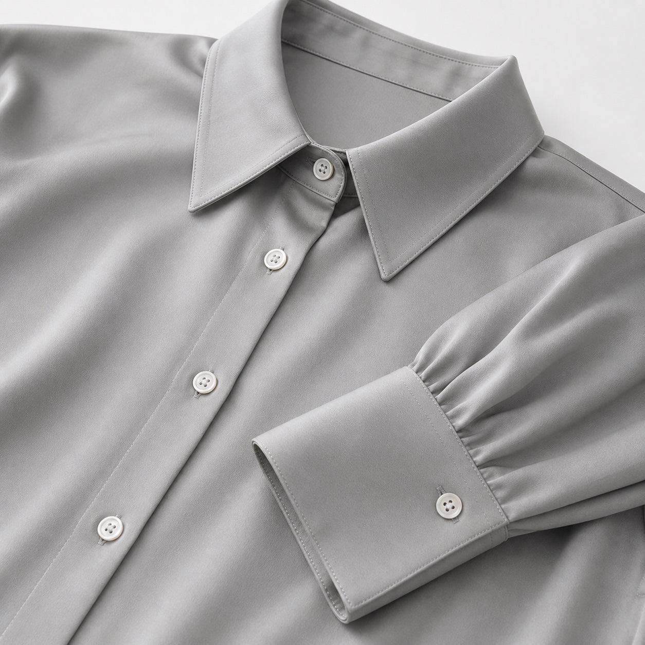 batch68_lead-grey_model_4-2_detail.jpg