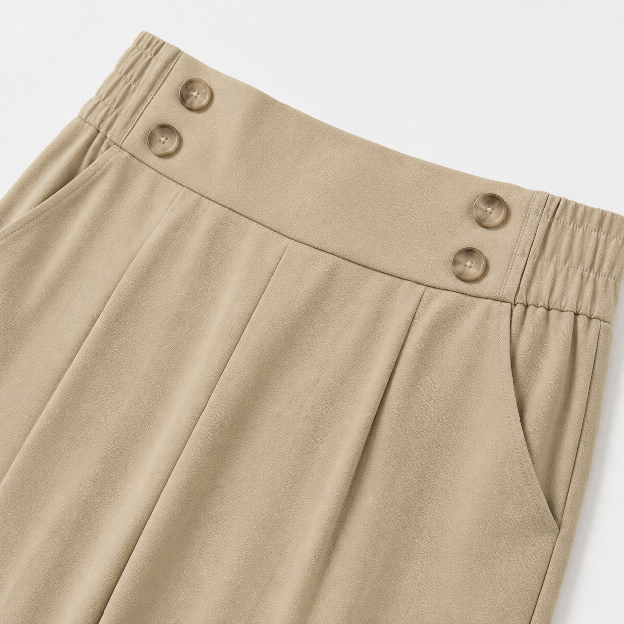 batch83_khaki_model_4-0_detail.jpg