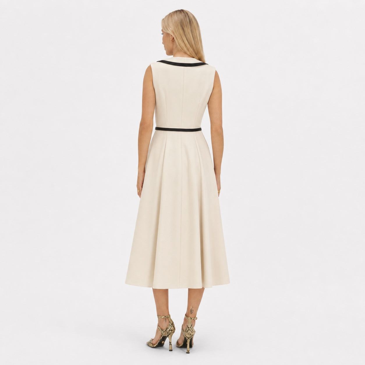 Women's Buttoned Contrast Collar Midi Dress A-Line Fit